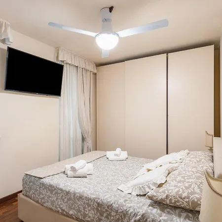 Σπίτι διακοπών Ampio Con Giardino E Due - Centro