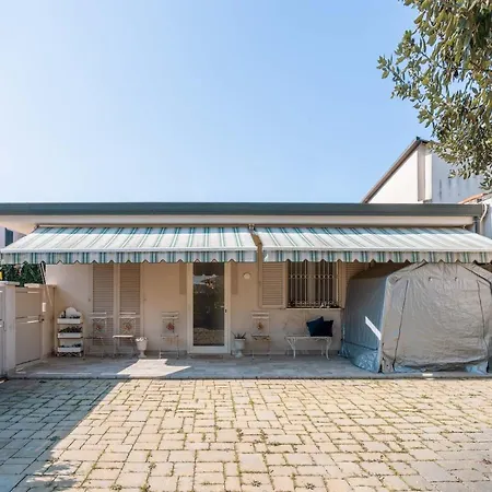 Elegante Βιαρέτζιο