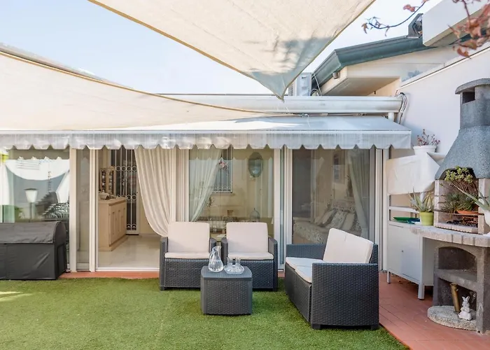Elegante Vakantiehuis Viareggio